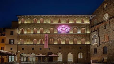 gucci museum florence opening hours.